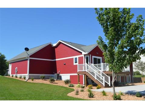 520 4th Ave NE, Plainview, MN 55964 photo 2