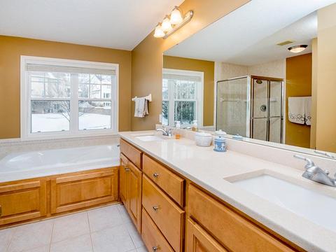 3967 Thames Ave, Eagan, MN 55123 photo 28