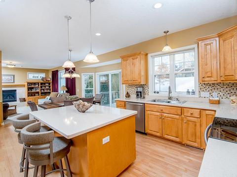 3967 Thames Ave, Eagan, MN 55123 photo 11