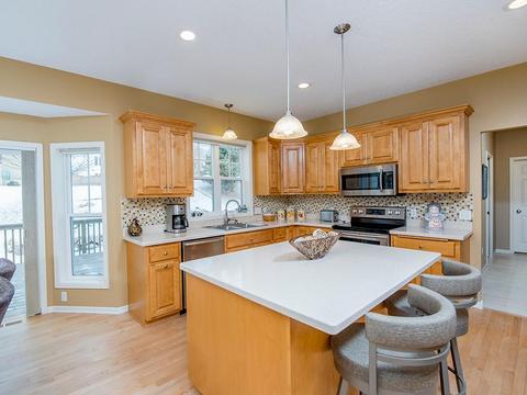3967 Thames Ave, Eagan, MN 55123 photo 10