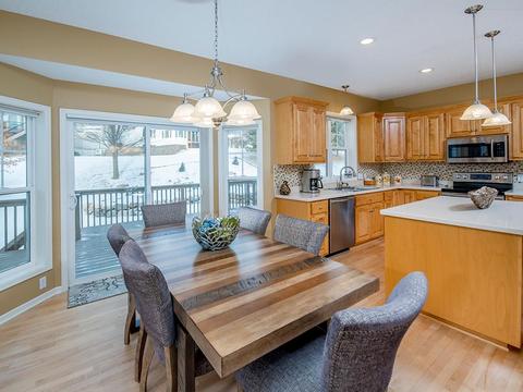 3967 Thames Ave, Eagan, MN 55123 photo 9