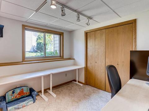 957 Jefferson Ln, Eagan, MN 55123 photo 18