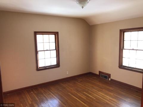 715 10th Ave SE, Austin, MN 55912 photo 5
