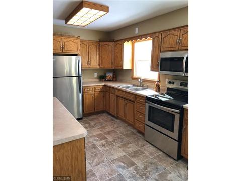 1609 13th Ave S, Saint Cloud, MN 56301 photo 3