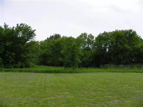 205 W 3rd St, Sherburn, MN 56171