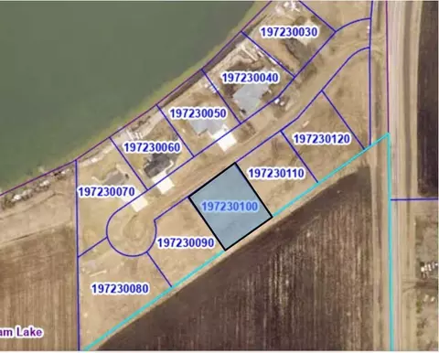 1138 Bingham Lake Dr, Bingham Lake, MN 56118