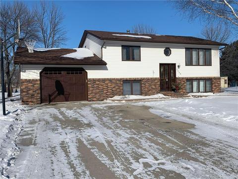 2400 4th Ave SE, Willmar, MN 56201 photo 1