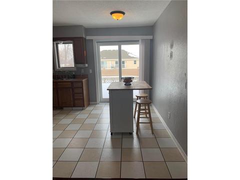 2400 4th Ave SE, Willmar, MN 56201 photo 4