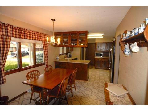 1313 Birch Ave W, Olivia, MN 56277 photo 8