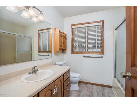 2009 19th Ave SW, Willmar, MN 56201 photo 14