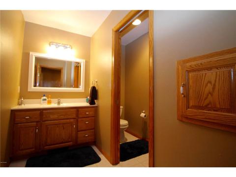 100 16th Ave NE, Willmar, MN 56201 photo 49