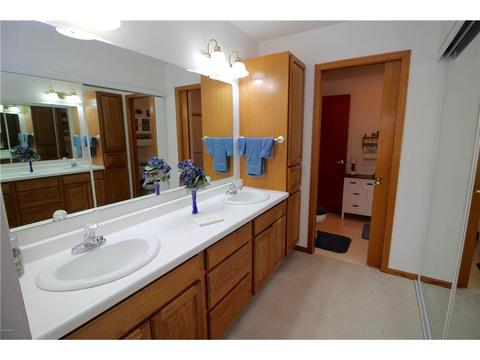 724 24th St SE, Willmar, MN 56201 photo 23