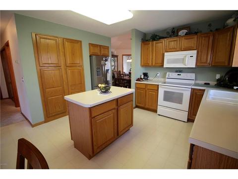 724 24th St SE, Willmar, MN 56201 photo 9
