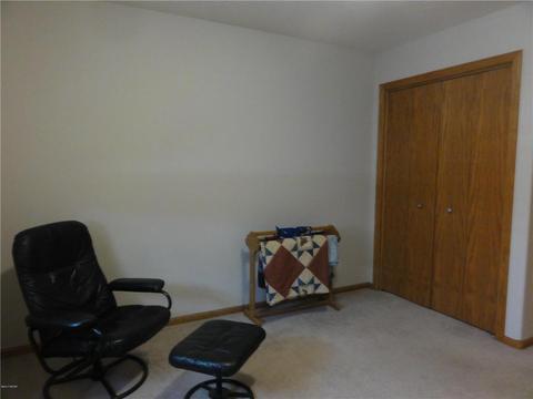 219 57th Ave NE, Willmar, MN 56201 photo 19