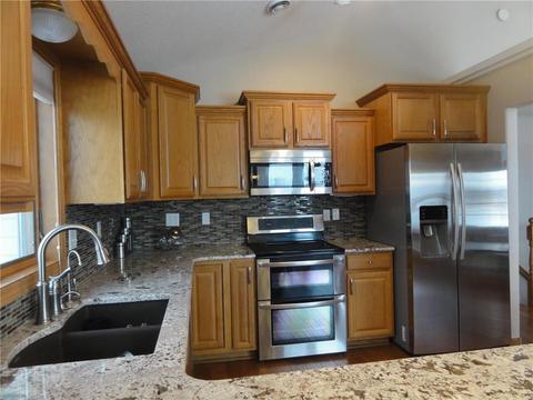 219 57th Ave NE, Willmar, MN 56201 photo 8