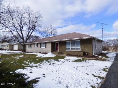 845 Des Moines Dr, Windom, MN 56101 photo 1