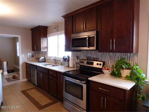 845 Des Moines Dr, Windom, MN 56101 photo 4