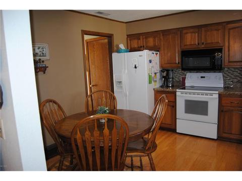 906 6th Ave N, Wheaton, MN 56296 photo 2