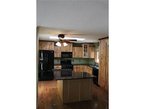 816 Olena Ave SE, Willmar, MN 56201 photo 5