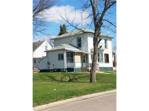 1504 3rd Ave, Windom, MN 56101 photo 2