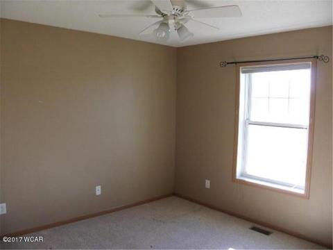 217 Rainbow Dr, Marshall, MN 56258 photo 8