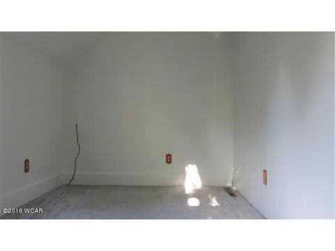 324 S 3rd St, Montevideo, MN 56265 photo 11