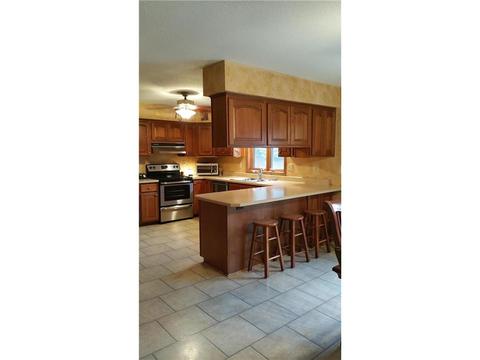 207 E James Ave, Marshall, MN 56258 photo 5