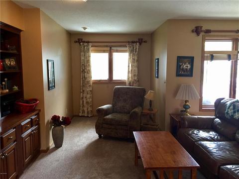 207 E James Ave, Marshall, MN 56258 photo 8