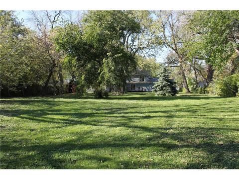 405 S 4 St, Marshall, MN 56258 photo 24