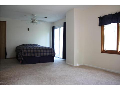 405 S 4 St, Marshall, MN 56258 photo 13