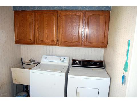 111 S 4th St, Montevideo, MN 56265 photo 7