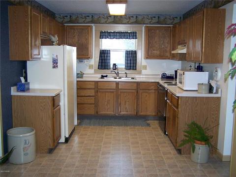 101 S 8th St, Wheaton, MN 56296 photo 10