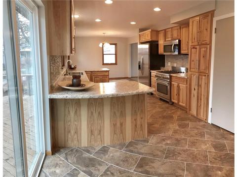 1107 16 St SW, Willmar, MN 56201 photo 6