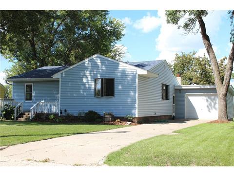 310 E Mcarthur St, Tyler, MN 56178 photo 1