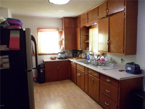 127 S Mrozek St, Appleton, MN 56208 photo 5