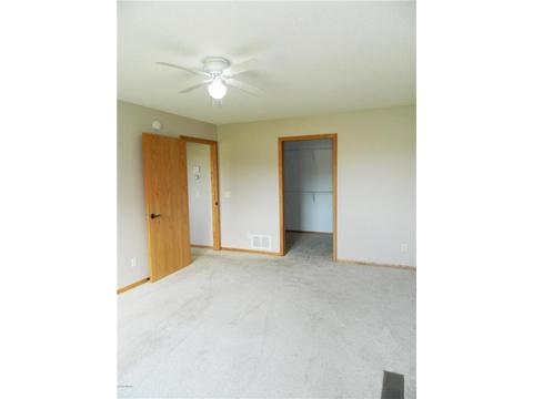1308 23rd St SE, Willmar, MN 56201 photo 8