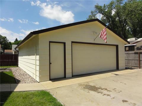 153 High Ave NE, Willmar, MN 56201 photo 2