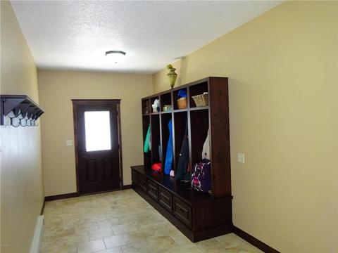 702 S Bruce St, Marshall, MN 56258 photo 9