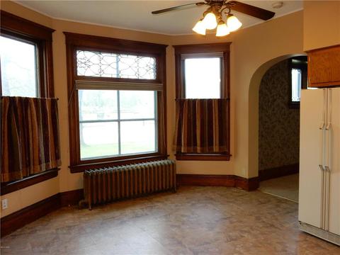 413 10th St NW, Willmar, MN 56201 photo 7