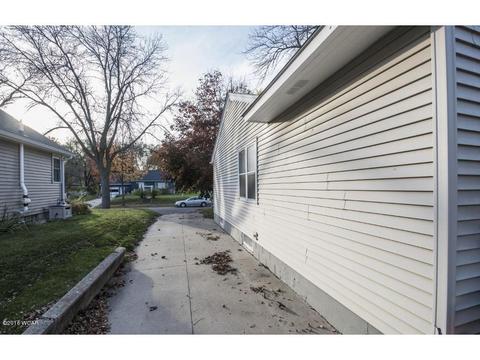 703 5th St SE, Willmar, MN 56201 photo 17