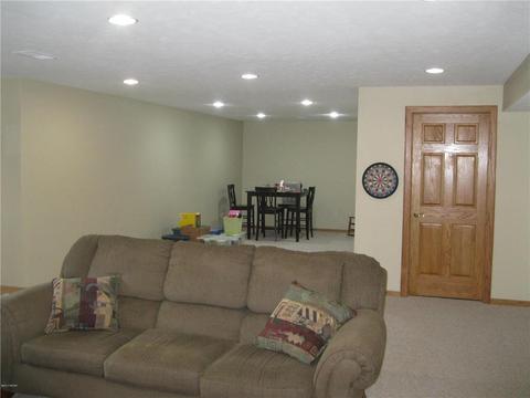 303 E Thomas Ave, Marshall, MN 56258 photo 12
