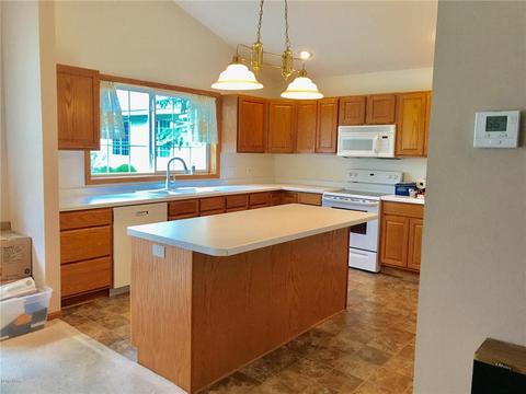 720 24th St SE, Willmar, MN 56201 photo 6