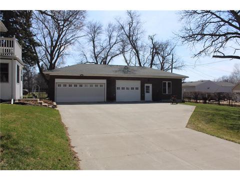 304 2nd St SW, Pipestone, MN 56164 photo 9