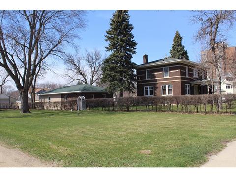 304 2nd St SW, Pipestone, MN 56164 photo 5