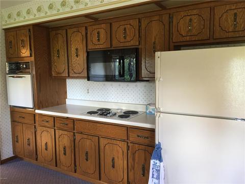 122 E Oak St, Tyler, MN 56178 photo 4