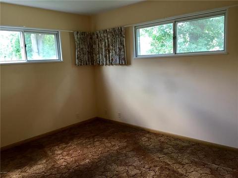 122 E Oak St, Tyler, MN 56178 photo 9