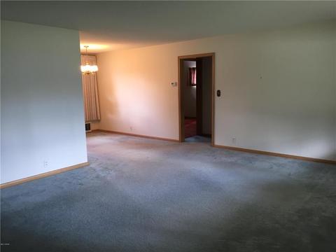 122 E Oak St, Tyler, MN 56178 photo 7