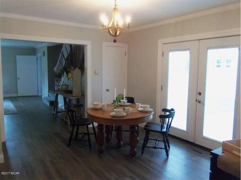 403 W 5th St, Morris, MN 56267 photo 5