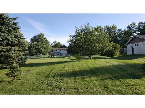 343 E Rowena St, Ivanhoe, MN 56142 photo 5