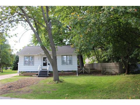 631 Soucy Dr, Marshall, MN 56258 photo 1